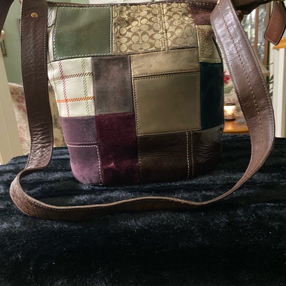 y2k Coach Bleeker 11356 Holiday Patchwork Hobo Bag with bonus free coach mirror - Picture 5 of 14
